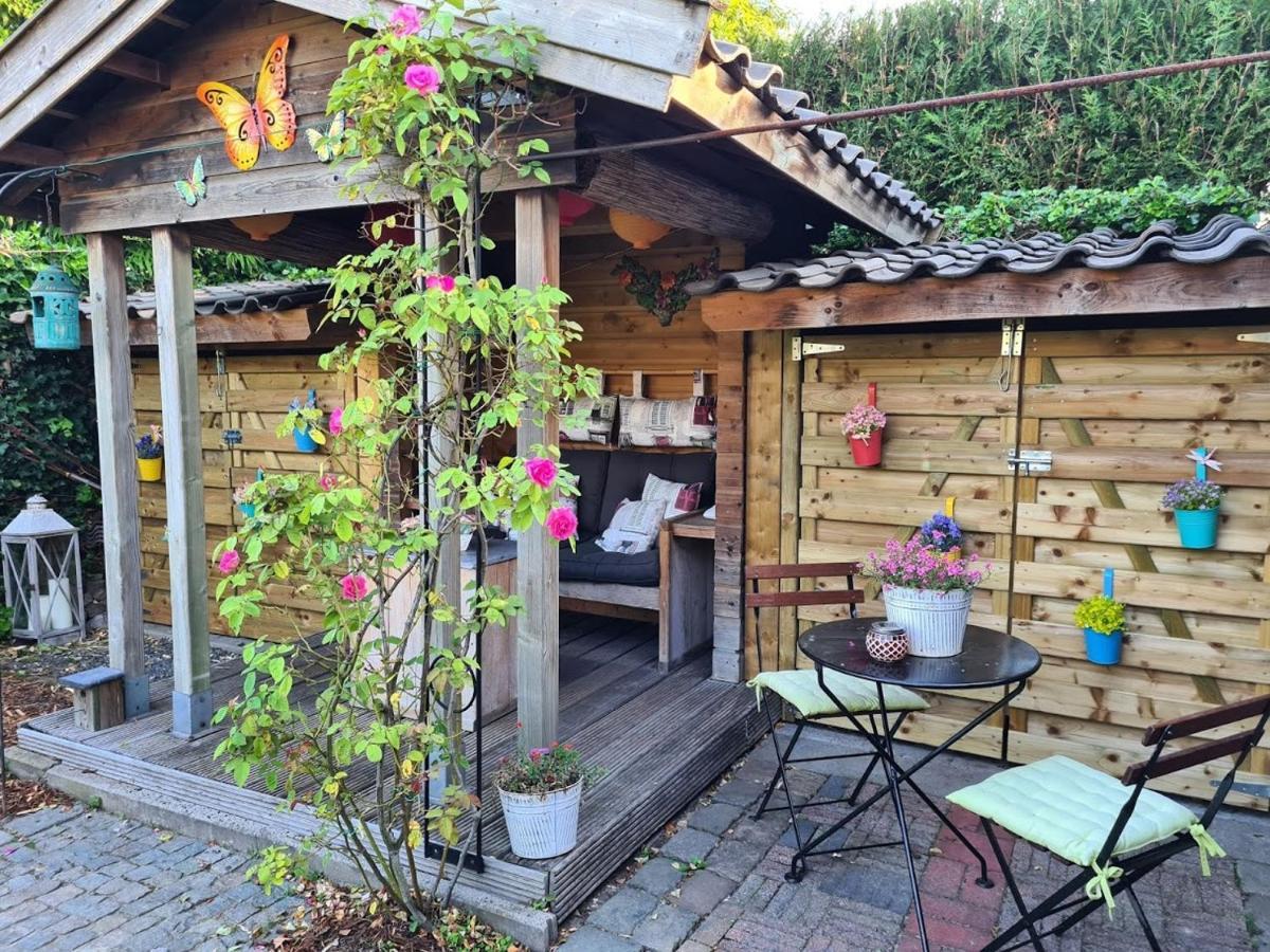 La Rose Bed & Breakfast Pelt Luaran gambar