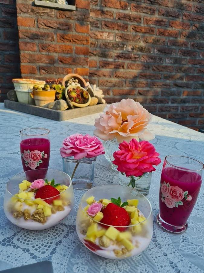 La Rose Bed & Breakfast Pelt Luaran gambar