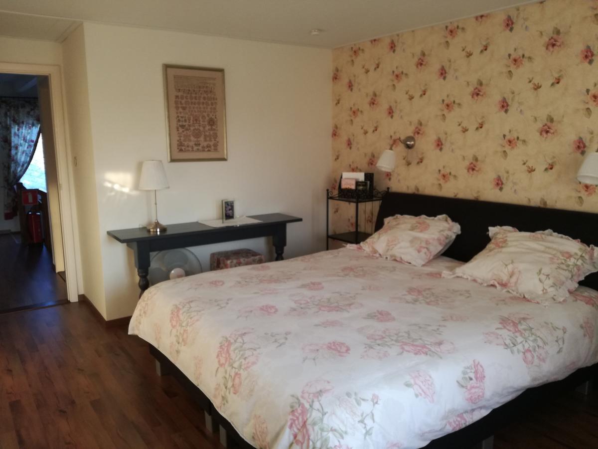 La Rose Bed & Breakfast Pelt Luaran gambar