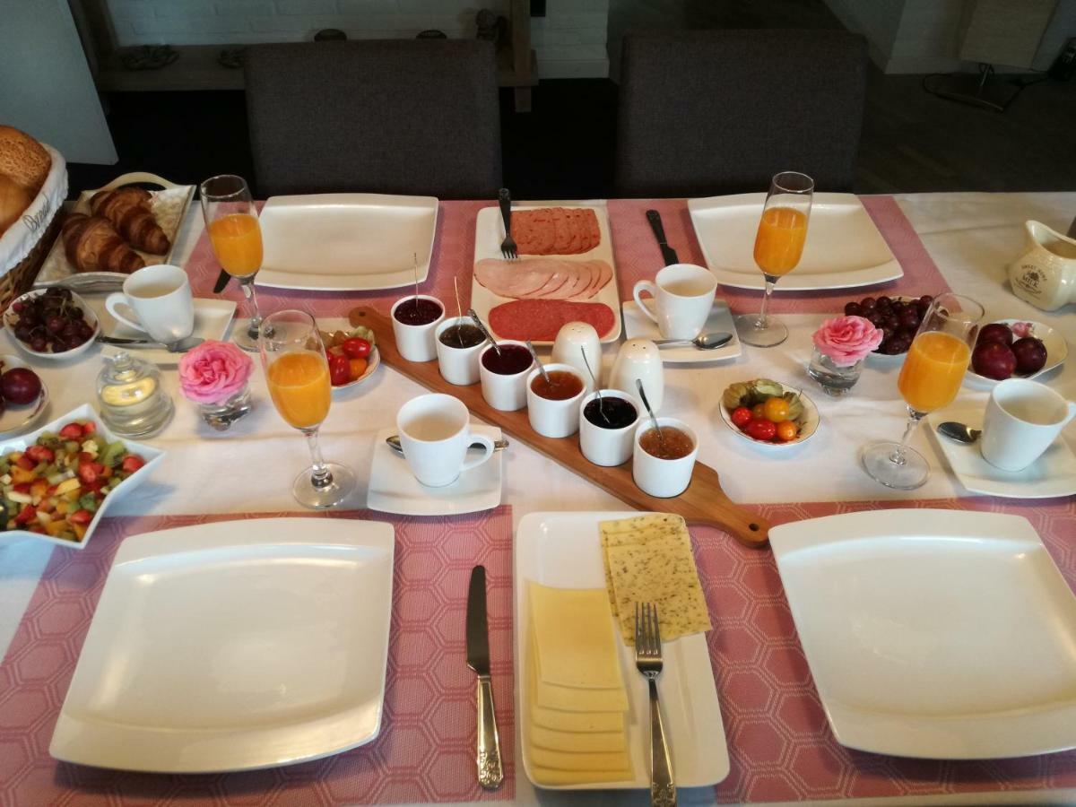 La Rose Bed & Breakfast Pelt Luaran gambar